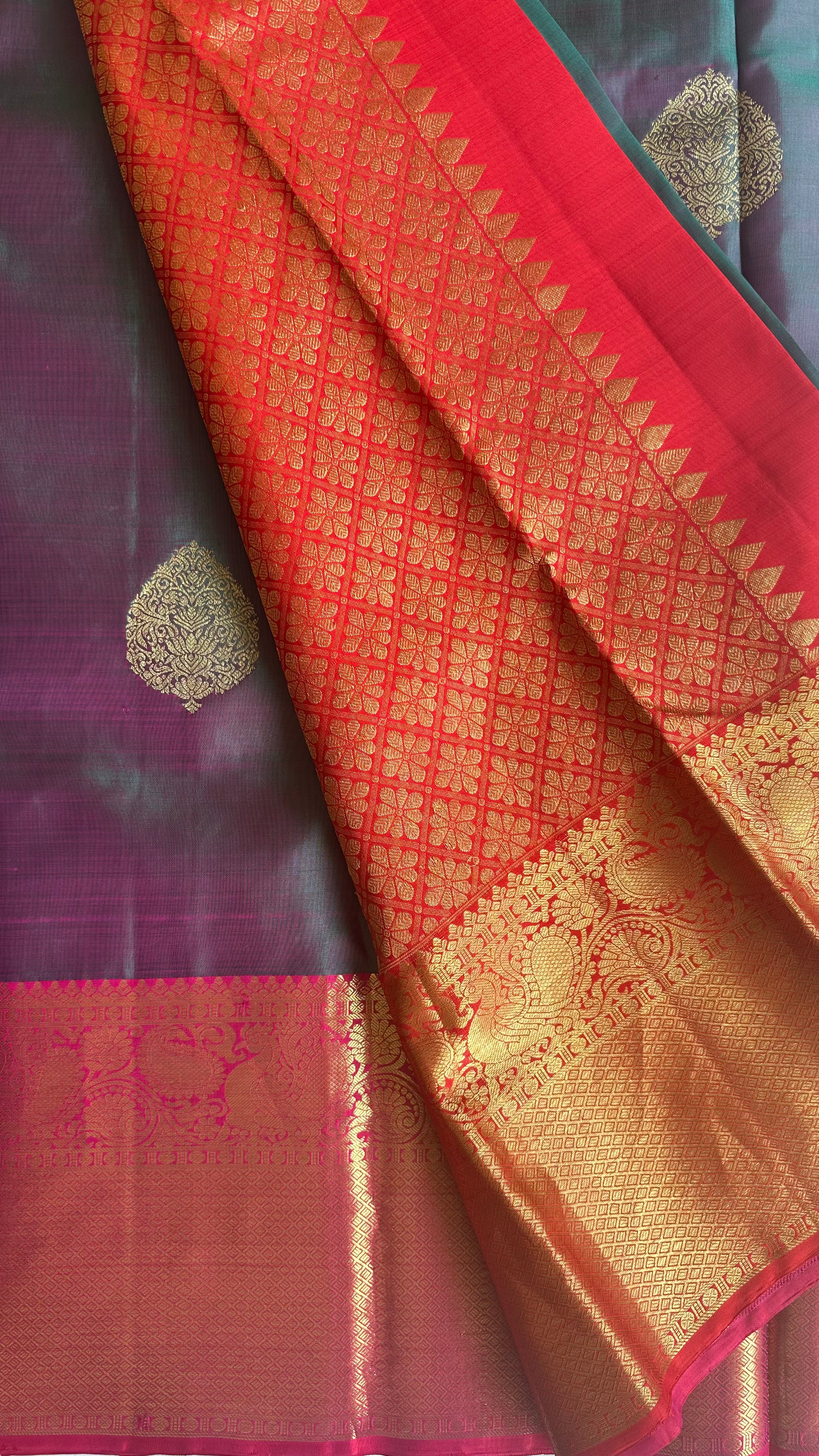 classic kanjiwaram saree