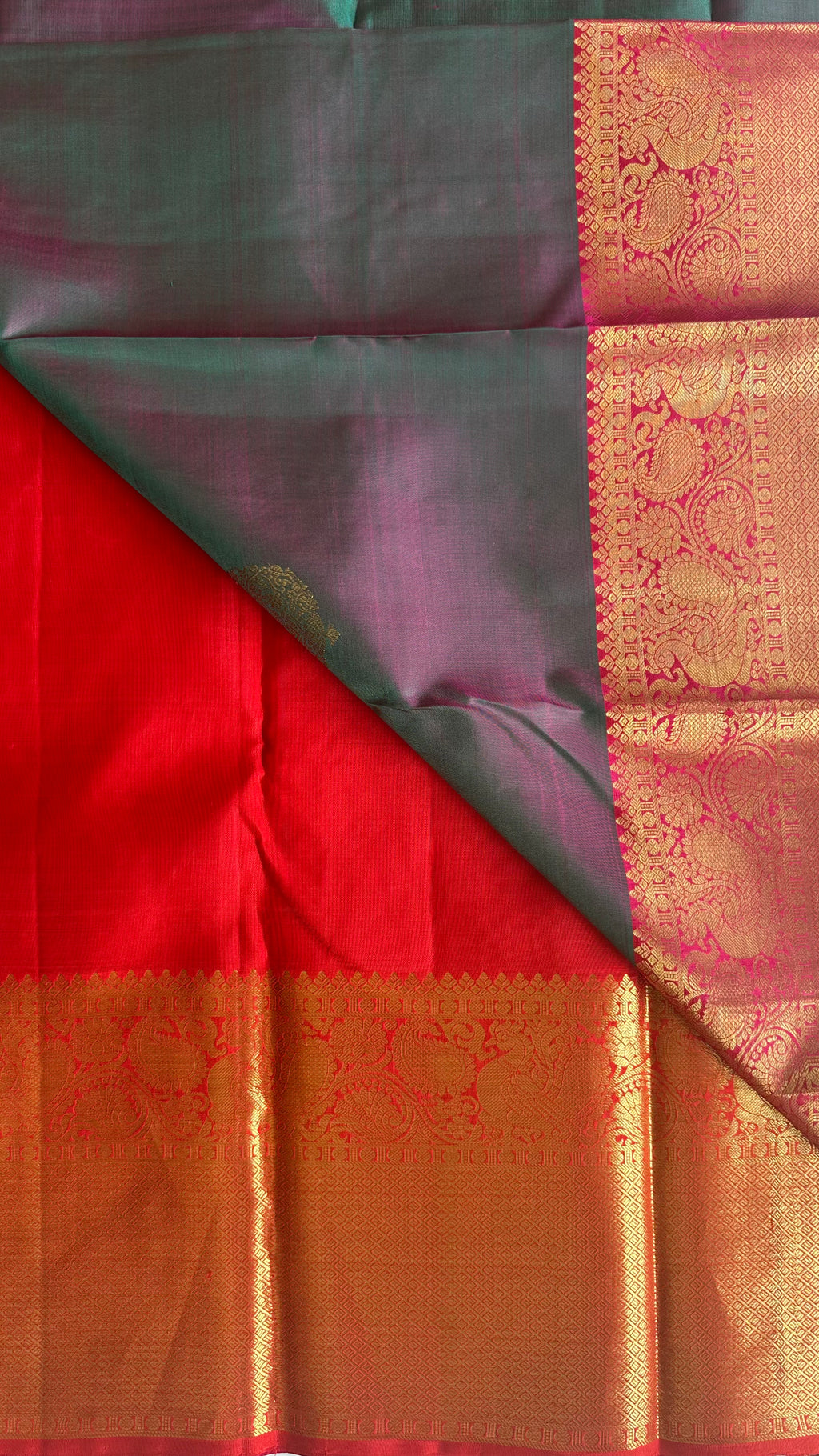 classic kanjiwaram saree
