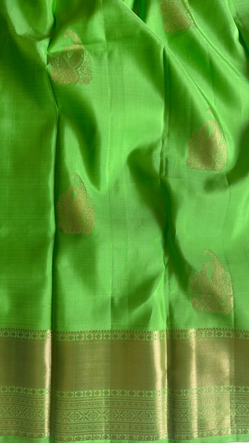 classic kanjiwaram saree